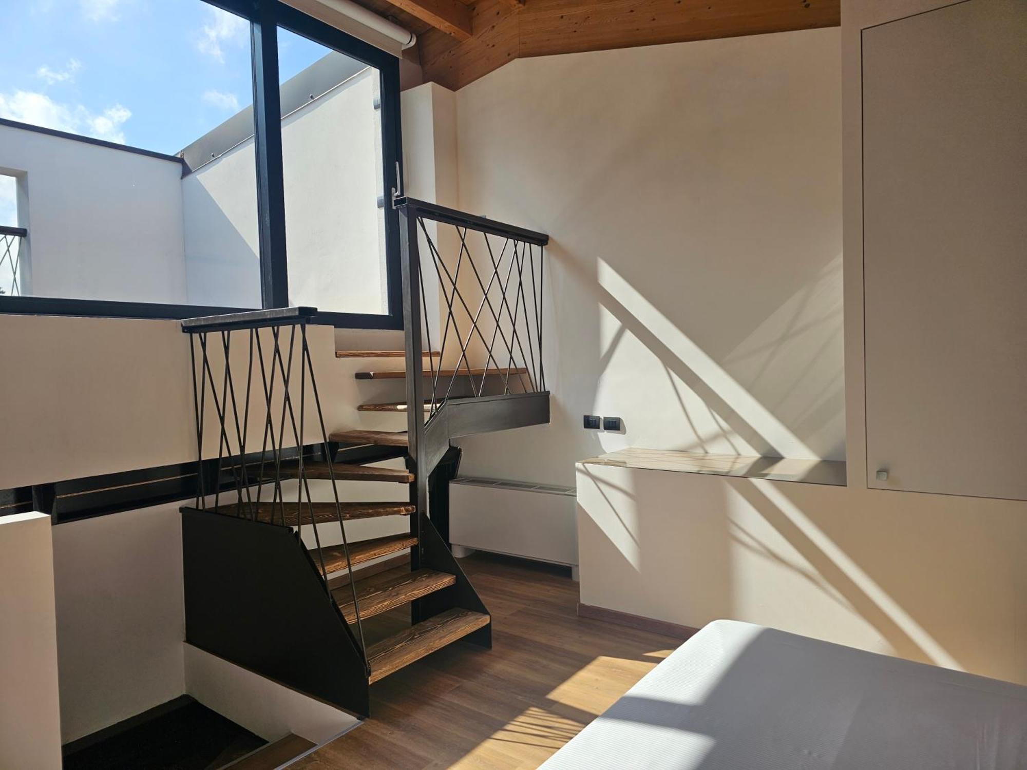 Mezzago Royal Suites Esterno foto